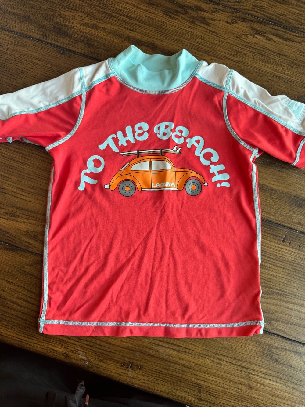 Kids 'To The Beach' Red Short Sleeve Rash Guard